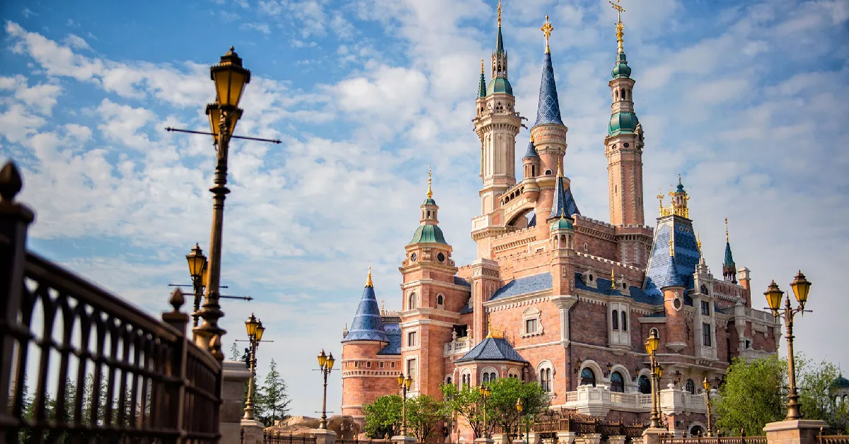 ทัวร์จีน เซี่ยงไฮ้ อู๋ซี นานกิง ชมความงานทะเลสาบเสวียนอู่ สนุกดิสนีย์แลนด์ (รวมบัตร + ไม่ลงร้าน)