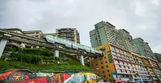 ทัวร์จีน ฉงชิ่ง นั่งรถไฟทะลุตึก หงหยาต้ง (ไม่ลงร้าน)