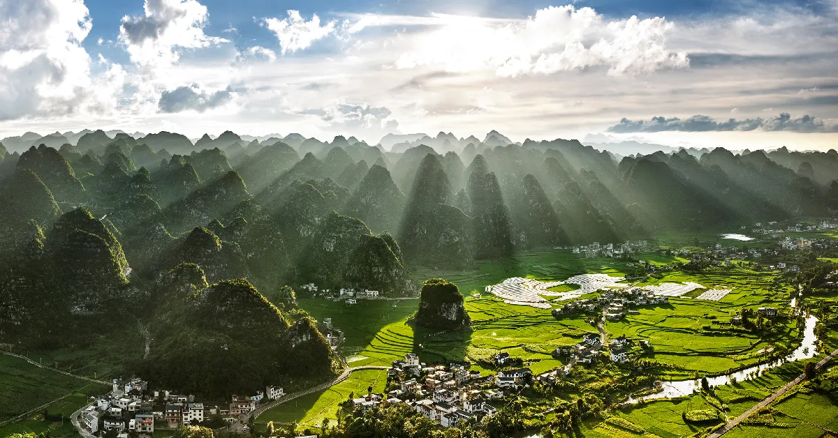 ทัวร์จีน จางเจียเจี้ย ซานเสีย ฝูหรงเจิ้น อุทยานฟงหลินซี (ลงร้าน)