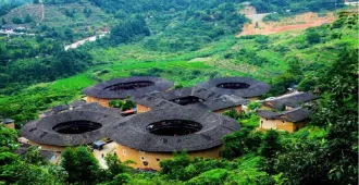 ทัวร์จีน เซี่ยะเหมิน แต้จิ๋ว ซัวเถา มรดกโลกบ้านดินโบราณ เกาะเปียโนกู่ลั่งหยี่ (ไม่ลงร้าน)