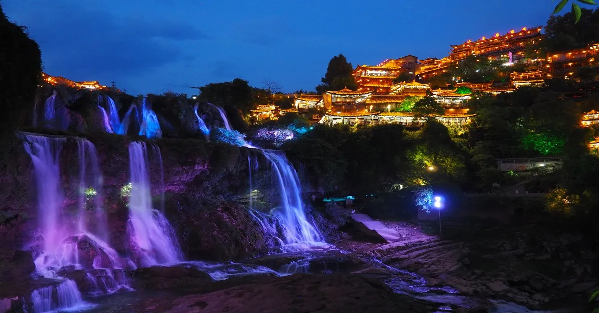 ทัวร์จีน จางเจียเจี้ย ฝูหรงเจิ้น เทียนเหมินซาน (ลงร้าน)