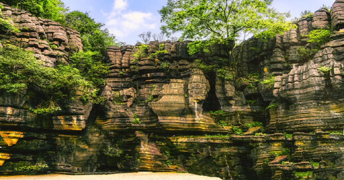 ทัวร์จีน เอินซือ อุทยานป่าหินเอินซือปูหยา อุทยานถ้ำเถิงหลง (ไม่ลงร้าน)