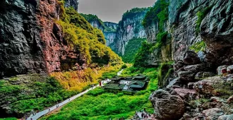 ทัวร์จีน ซุปตาร์ บินตรงเอินซือ อุทยานหลุมบ่อฟ้า นั่งรถไฟความเร็วสูง (ลงร้าน)