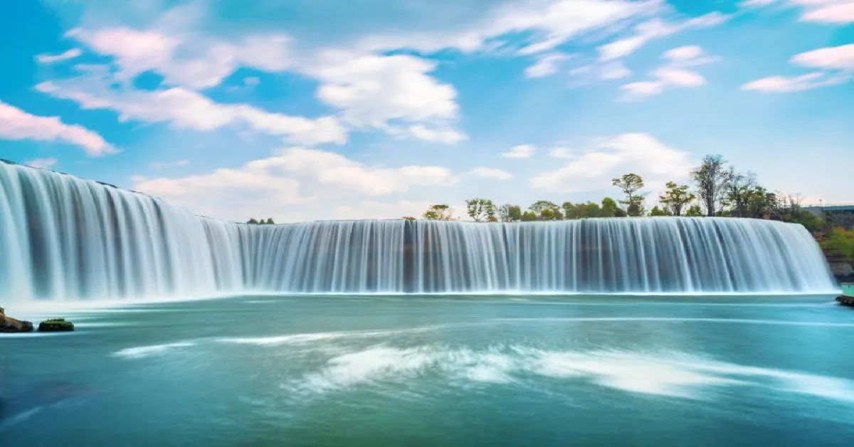 ทัวร์จีน คุนหมิง ต้าหลี่ แชงกรีล่า ลี่เจียง พิชิตภูเขาหิมะมังกรหยก ชมโชว์จางอี้โหมว นั่งรถไฟความเร็วสูง (ไม่ลงร้าน)