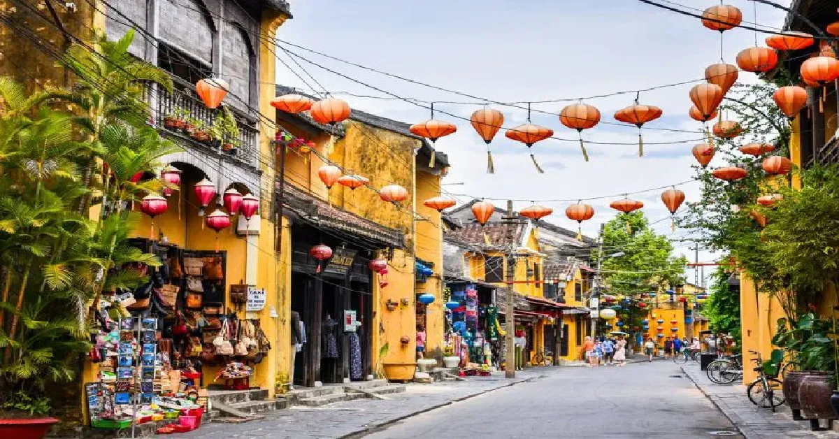 ทัวร์เวียดนามกลาง ดานัง  ฮอยอัน  สะพานมือยักษ์ ( พักบานาฮิลล์ + ลงร้าน )