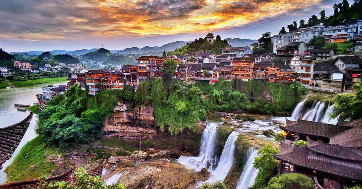 ทัวร์จีน มหัศจรรย์ บินตรงจางเจียเจี้ย เฟิ่งหวง ฟูหรงเจิ้น หมู่บ้านฟูหรงเจิ้น ภูเขาเจ็ดดาว (ลงร้าน)