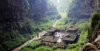 ทัวร์จีน ฉงชิ่ง เฉิงตู อุทยานหลุมบ่อฟ้า อุทยานเขานางฟ้า (ไม่ลงร้าน)