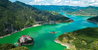 ทัวร์จีน คุนหมิง ซิงอี้ ทะเลสาบว่านเฟิงหู ป่าภูเขาหมื่นยอด (ลงร้าน)