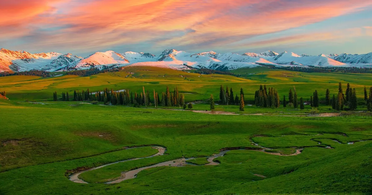 ทัวร์จีน ซินเจียงเหนือ อูรูมูฉี แกรนด์แคนยอนตู๋ซานจื่อ ทะเลสาบไซลี่มู่ ทุ่งหญ้านาราถี (ไม่ลงร้าน)