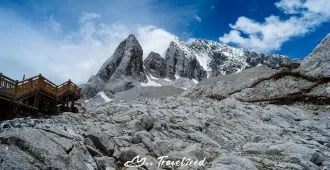 ทัวร์จีน คุนหมิง ต้าหลี่ ลี่เจียง แชงกรีล่า วัดเจ้าแม่กวนอิม หุบเขาพระจันทร์สีน้ำเงิน ไป๋สุ่ยเหอ ภูเขาหิมะมังกรหยก (ลงร้าน)