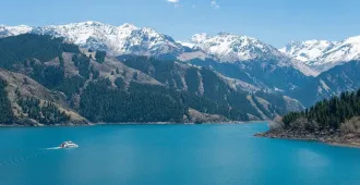 ทัวร์จีน ซินเจียงเหนือ อูรูมูฉี ทุ่งหญ้าเจียนปู้ลาเค่อ เทือกเขาเทียนซาน ทะเลสาบเทียนฉือ ภูเขาเปลวไฟ (ไม่ลงร้าน)