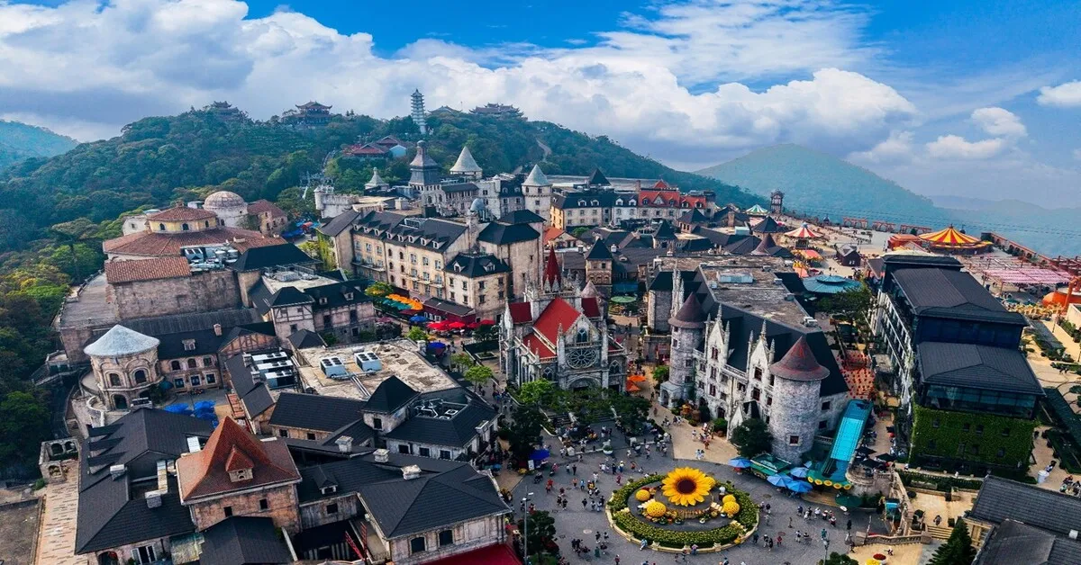 ทัวร์เวียดนามกลาง ซุปตาร์ ดานัง เด้งโดด บานาฮิลล์ สวนสนุกแฟนตาซีปาร์ค (ไม่ลงร้าน + พักบานาฮิลล์)