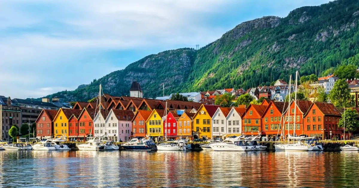 Scandinavia Norway Denmark Sweden Finland Oslo  Copenhagen Gothenburg Bryggen Hanseatic Wharf - ทัวร์สแกนดิเนเวีย นอร์เวย์ เดนมาร์ก สวีเดน ฟินแลนด์ กรุงออสโล โคเปนเฮเกน โกเธนเบิร์ก หมู่บ้านชาวประมงโบราณบริกเกน 