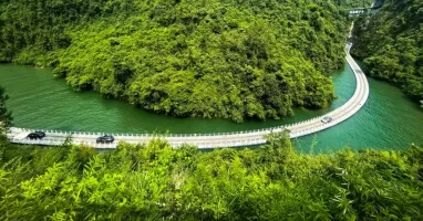 ทัวร์จีน ฉงชิ่ง เอินฉือ ถ้ำเถิงหลง ล่องเรือมังกร แกรนด์แคนยอน นั่งรถไฟความเร็วสูง