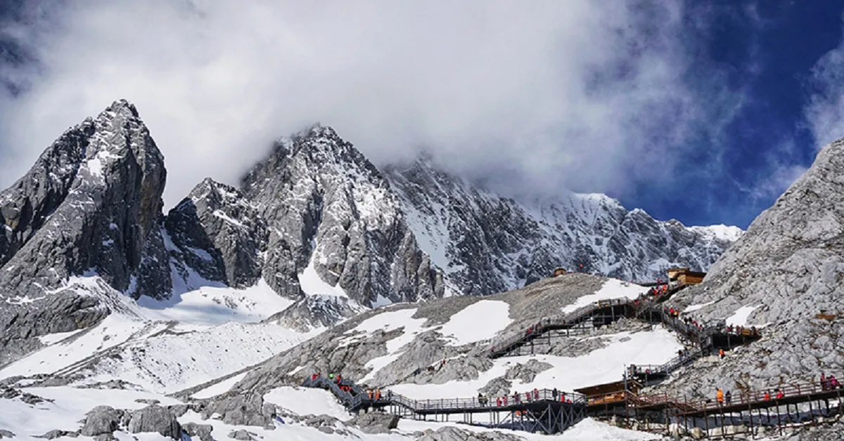 ทัวร์จีน ต้าหลี่ ลี่เจียง แชงกรีล่า ภูเขาหิมะมังกรหยก สระน้ำมังกรดำ วัดซงจ้านหลิน