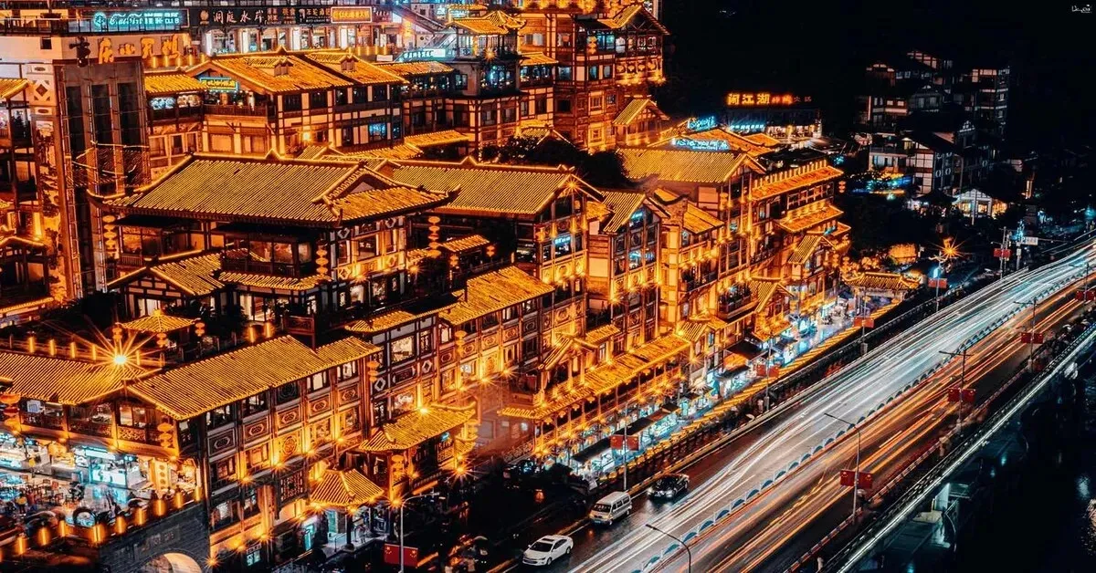 ทัวร์จีน ฉงชิ่ง อู่หลง อุทยานภูเขานางฟ้า หงหยาต้ง ล่องเรือแม่น้ำเหลียงเจียง รถไฟฟ้าทะลุตึก หมู่บ้านโบราณฉือชี่โข่ว