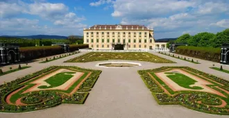 ทัวร์ยุโรป เยอรมนี ออสเตรีย เช็ก สโลวาเกีย ฮังการี ปราก บูดาเปสต์ พระราชวังเชินบรุนน์ ล่องเรือแม่น้ำดานูบ หมู่บ้านมรดกโลกฮัลสตัท