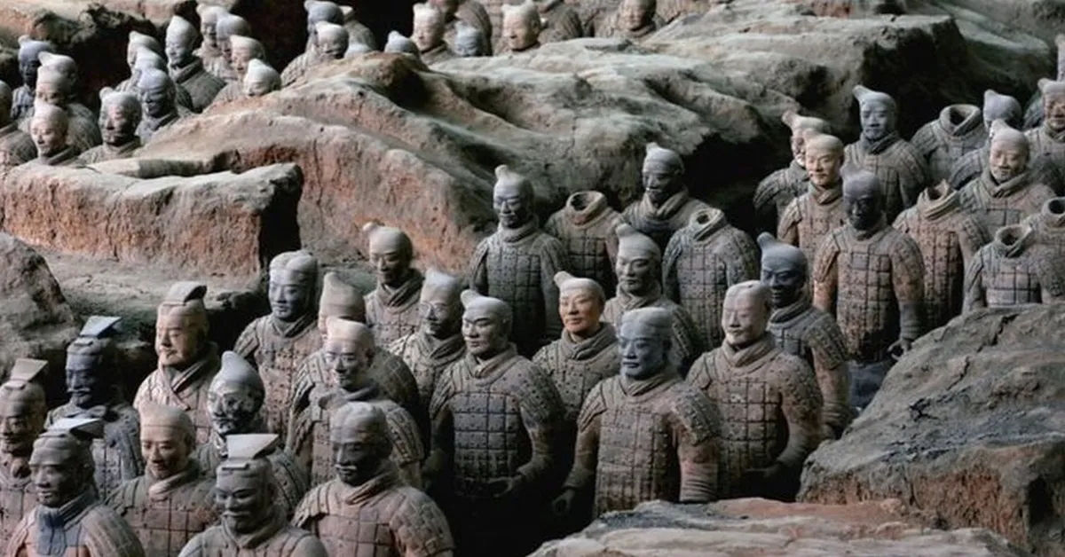 ทัวร์จีน ซีอาน สุสานทหารดินเผาจิ๋นซีฮ่องเต้ พระราชวังหัวชิงและเขาหลี่ซาน โชว์ตำนานกระดิ่งอูฐ