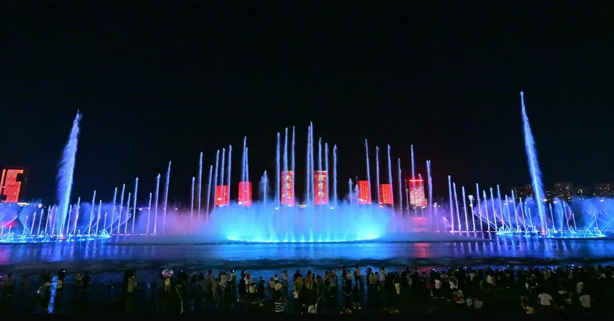 ทัวร์จีน มองโกเลียใน ออร์ดอส ต้าลาฉี ชมน้ำพุดนตรีคังปาสือ